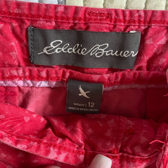Eddie Bauer size 12 print shorts - Picture 2 of 3